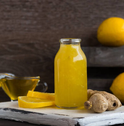 Homemade home remedy for flu and colds from lemon, ginger and honey